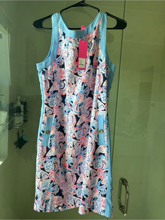 Lilly Pulitzer Dresses & Skirts - Lilly Pulitzer Sleeveless Paisley Shift Dress in Light Blue, Pink and Navy